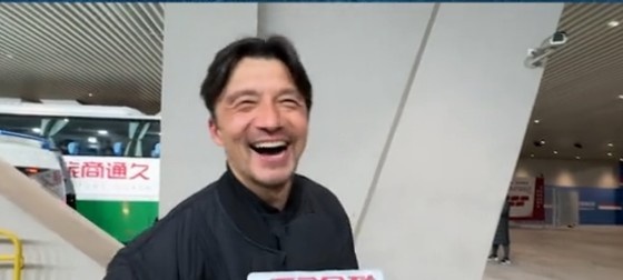 帶孩子和帶球隊哪個更累？謝暉笑言：都累，但帶孩子更累